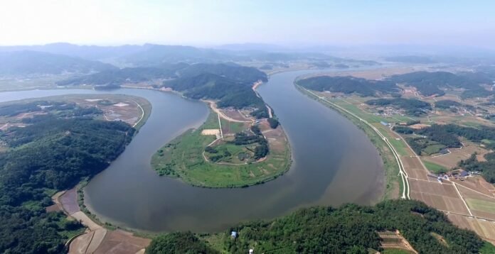 1.한반도지형 사진-나주시 제공