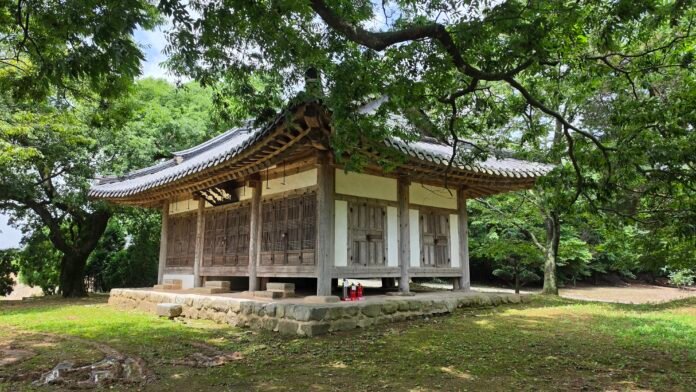 1.영모정(측면모습)20260710_114748