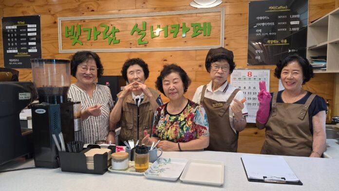 1.빛가람실버카페20260825_103355